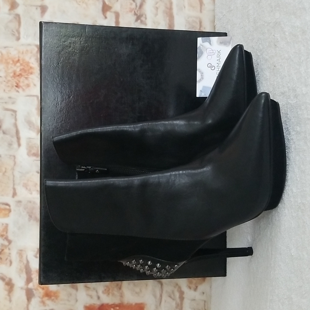 New Alice + Olivia Toro Too Spike Leather Bootie